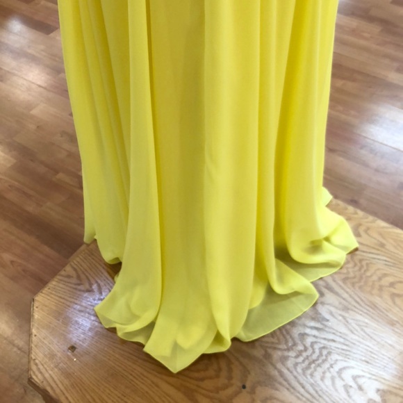 ✔️ Yellow bridesmaid dress, off the shoulder - Picture 6 of 7